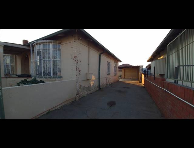 3 BEDROOM HOUSE FOR SALE IN ELSBURG